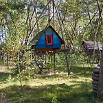 캠프장 Baumhaushotel - Geheime Welt Von Turisede - Kulturinsel Einsiedel Zentendorf