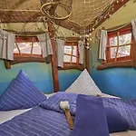 캠프장 Baumhaushotel - Geheime Welt Von Turisede - Kulturinsel Einsiedel *