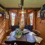 Baumhaushotel - Geheime Welt Von Turisede - Kulturinsel Einsiedel Zentendorf