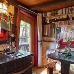 Baumhaushotel - Geheime Welt Von Turisede - Kulturinsel Einsiedel *