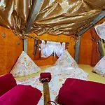 캠프장 Baumhaushotel - Geheime Welt Von Turisede - Kulturinsel Einsiedel *