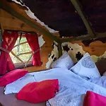 캠프장 Baumhaushotel - Geheime Welt Von Turisede - Kulturinsel Einsiedel *