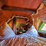 Baumhaushotel - Geheime Welt Von Turisede - Kulturinsel Einsiedel * Zentendorf