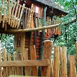 Baumhaushotel - Geheime Welt Von Turisede - Kulturinsel Einsiedel *