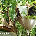 Baumhaushotel - Geheime Welt Von Turisede - Kulturinsel Einsiedel