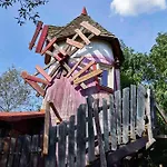 캠프장 Baumhaushotel - Geheime Welt Von Turisede - Kulturinsel Einsiedel Zentendorf