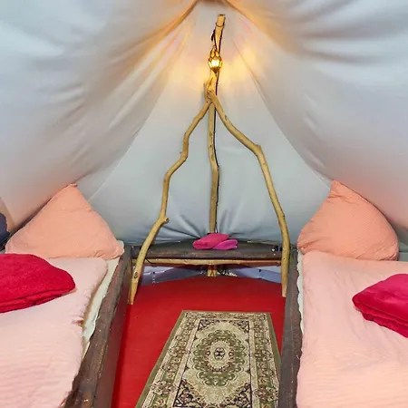 Campsite Baumhaushotel - Geheime Welt Von Turisede - Kulturinsel Einsiedel *
