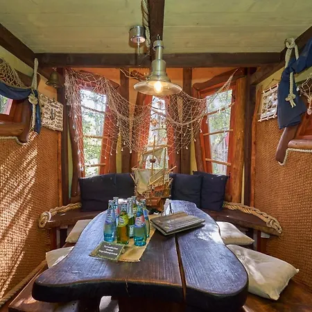 Baumhaushotel - Geheime Welt Von Turisede - Kulturinsel Einsiedel Zentendorf