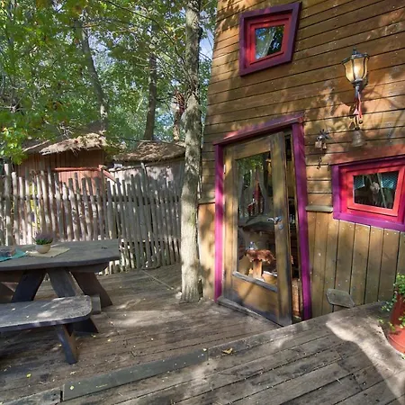 Baumhaushotel - Geheime Welt Von Turisede - Kulturinsel Einsiedel Campsite
